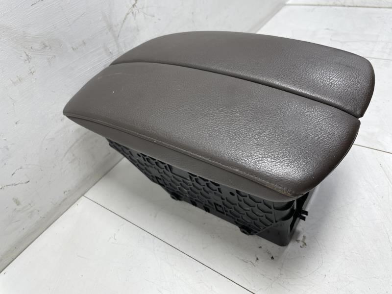 BMW X5 E70/FE43 2008 CENTER CONSOLE STORAGE COMPARTMENT ARM REST PANEL TRIM