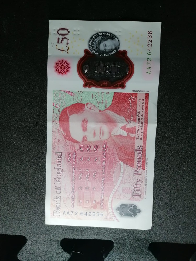 AA 50 pound note. VERY GOOD CONDITION AND THE EARLIEST IF RUNS!!