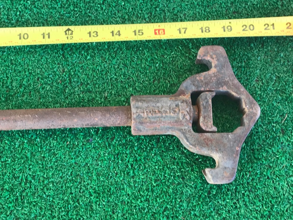 Akron Adjustable Fire Hydrant Hose Wrench Universal Spanner