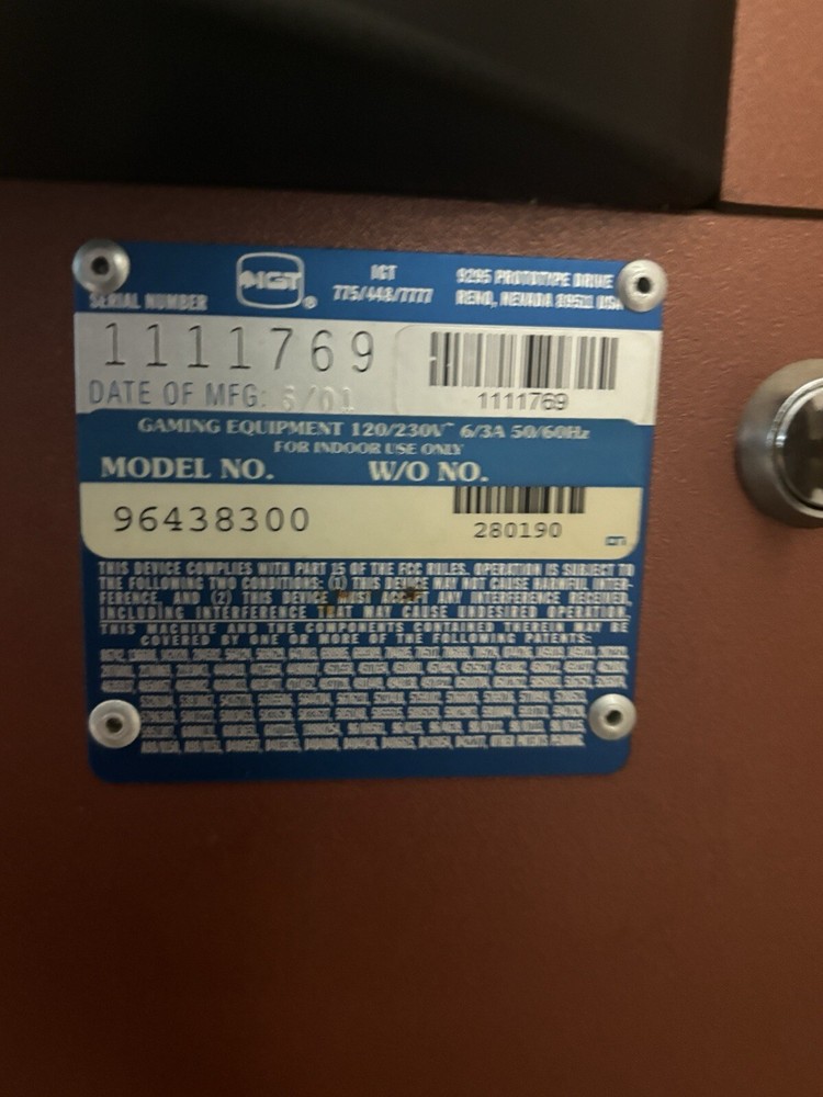 Triple Diamonds Poker Machine