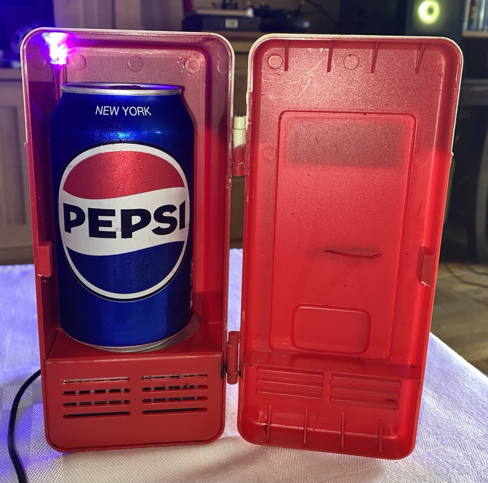 Mini Red USB Powered Refrigerator Keeps Cans Cold Beer Soda 7.5"