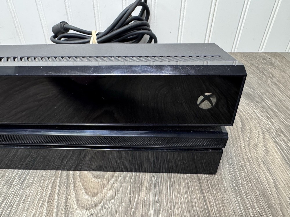 Microsoft Xbox One Kinect Wired Motion Sensor Black Model 1520 OEM