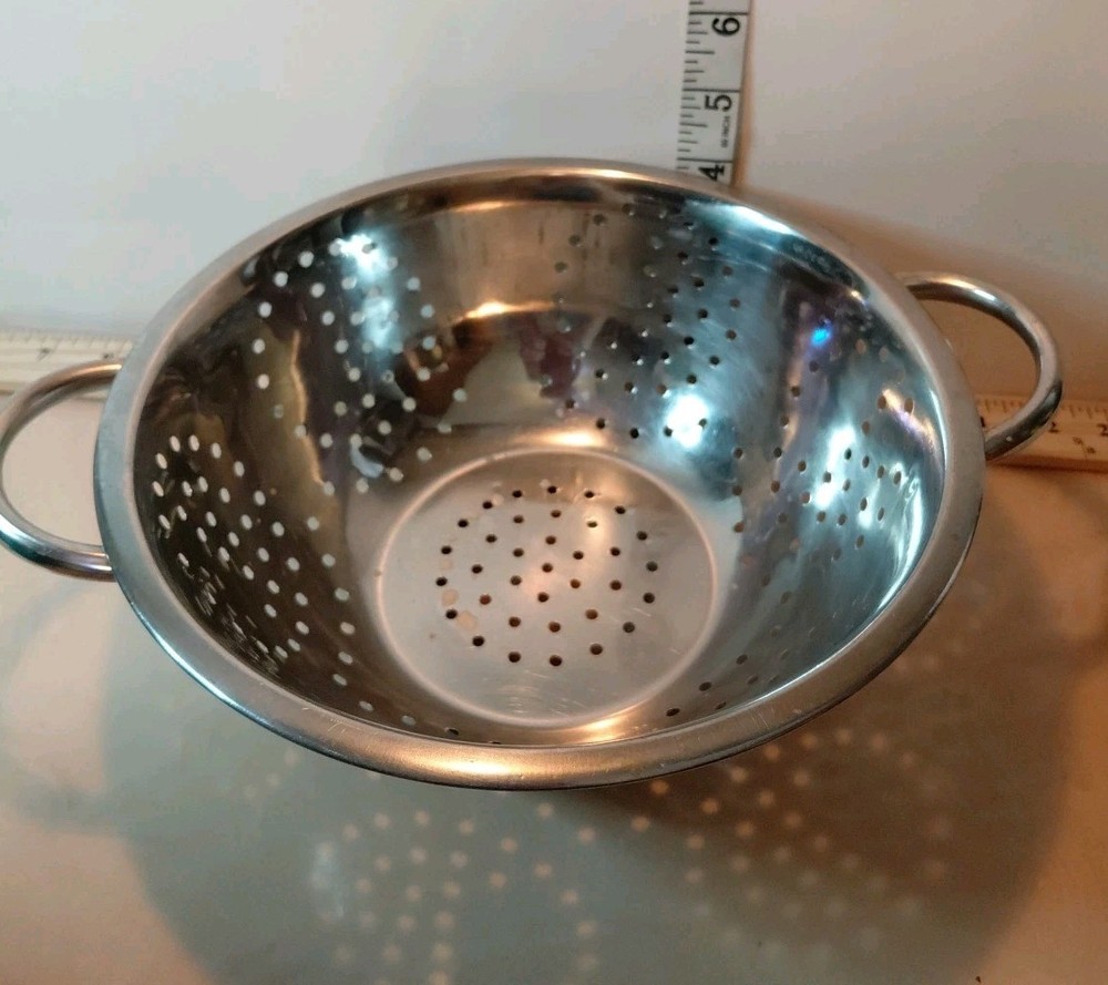 Cute Stainless Kitchen Colander Heart Design 9" X 4" Some Rust.