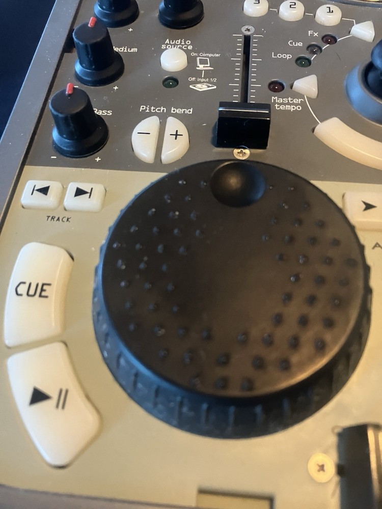 Hercules DJ Console MK2