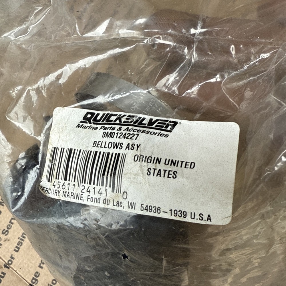 Quicksilver 8M0124227