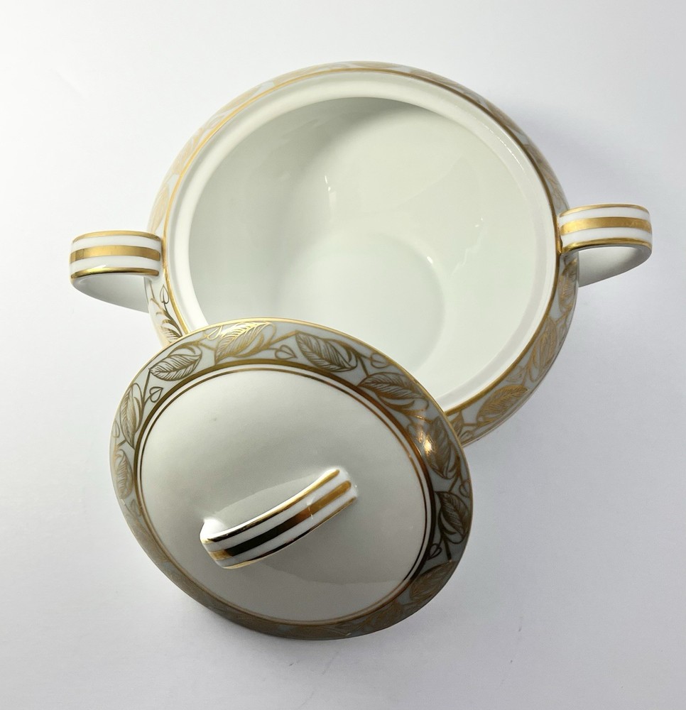 Noritake “Greta” 6-Piece Bone China Serving Hostess Dinnerware Set