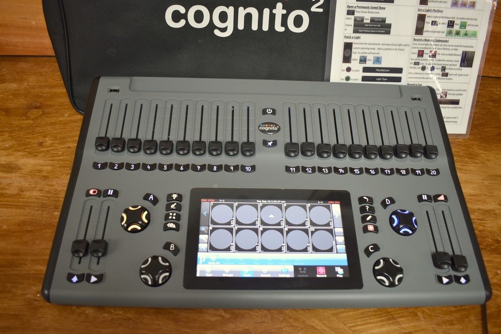 Pathway Cognito² Starter 512 Model 0700-7111 Lighting Console