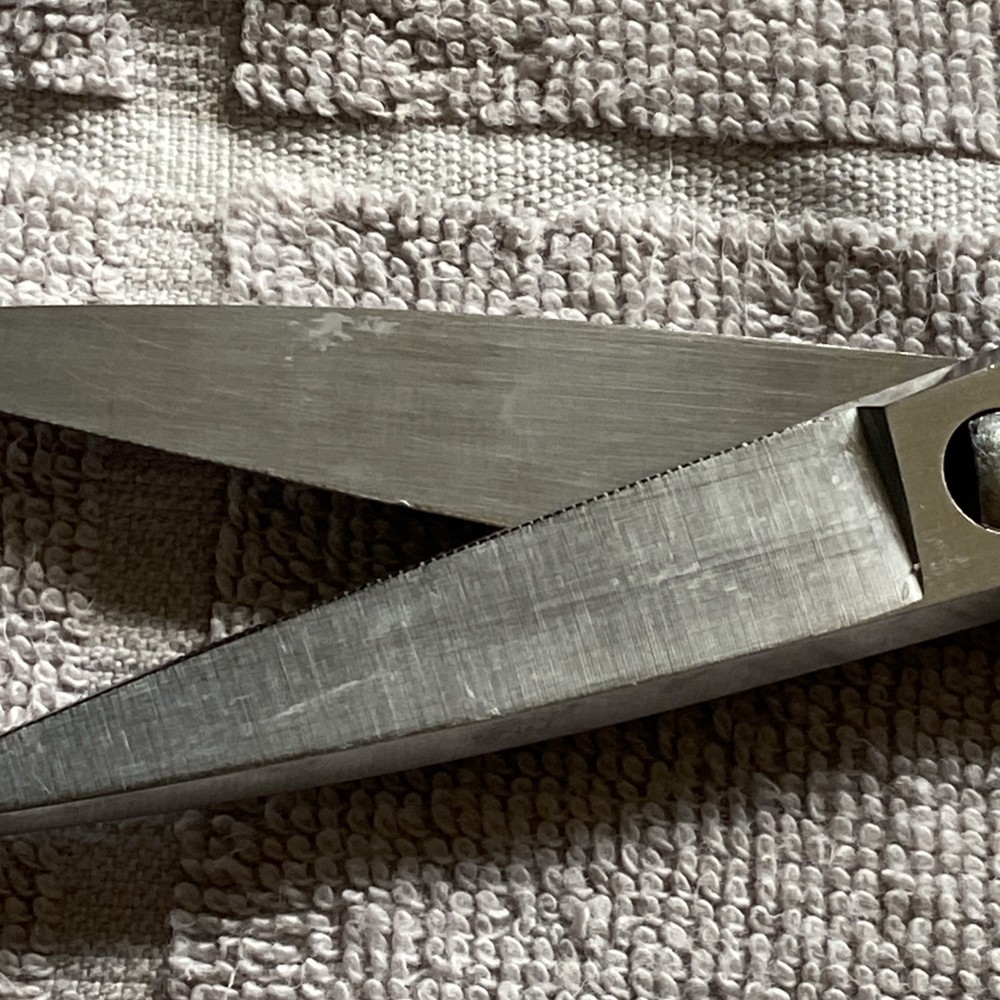 Cutco Super Shears Kitchen Scissors 77 KQ Black