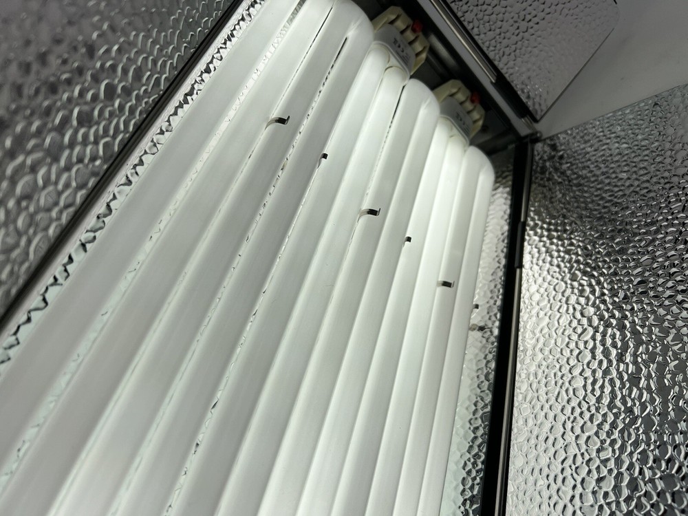 Dayflo-Pro DFM-1500 Fluorescent Studio Photography Light Continuous Barn - HTF