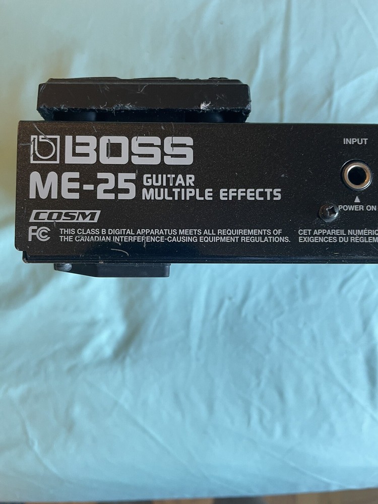 boss me-25 guitar multi-effects pedal