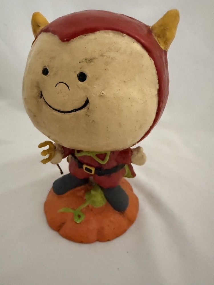 Bobblehead Cute Little Devil Halloween Used Condition