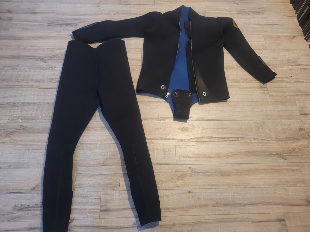 Vintage Aqualung / U.S. Divers Wetsuit