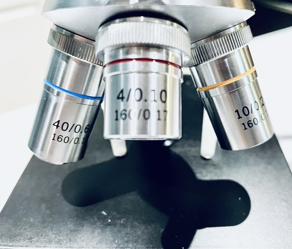 AmScope Student Monocular Microscope – 1000x, 4 Objectives (4x, 10x, 40x, 100x)