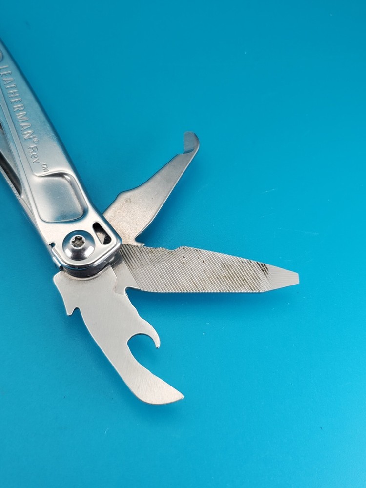 Leatherman Rev 3.8" Multi-Tool, Stainless!