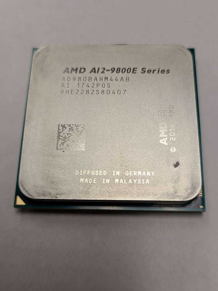 AMD A12-9800E SeriesAD980BAHM44AB