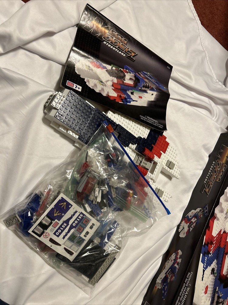 Mega Bloks Mega Modelz Hydroplane 525 Pieces