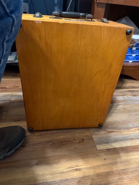 vacuum tube tester working