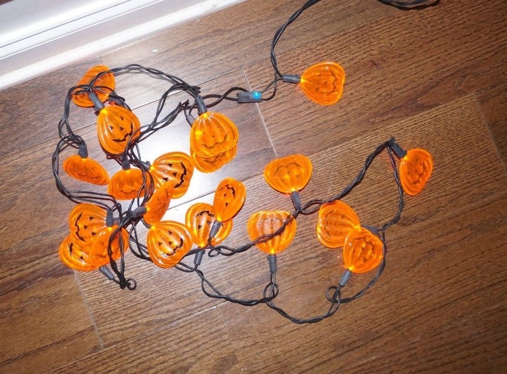 VINTAGE HALLOWEEN JACK-A -LANTERN STRING LIGHTS EUC
