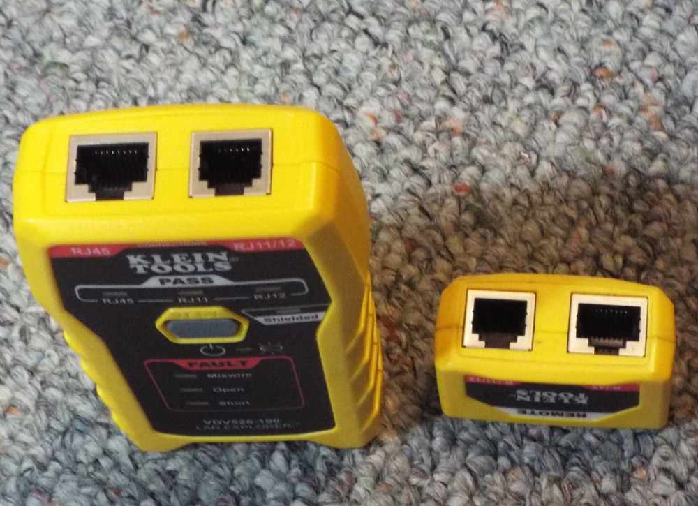 KLEIN TOOLS VDV526-100 Lan Explorer Data Cable Tester with Remote Insert