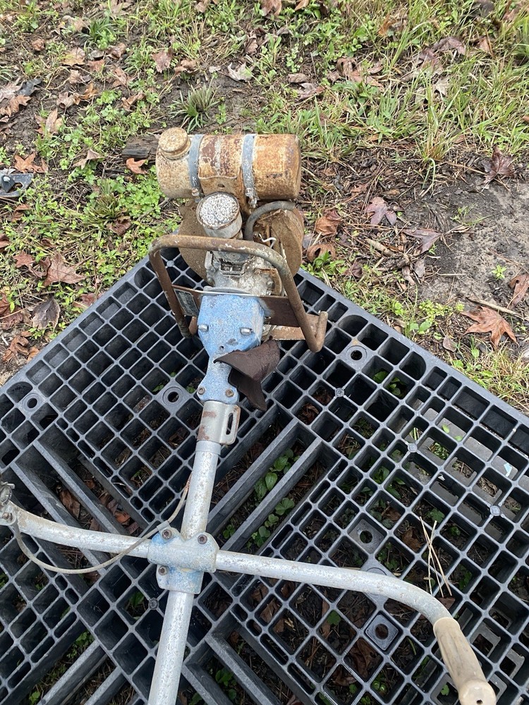 Vintage 1950’s Weed Eater