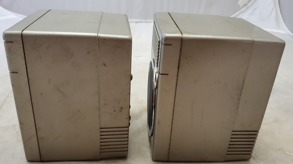 Regent Micro 2 Way Speaker System with Amplifier Model No. 5200