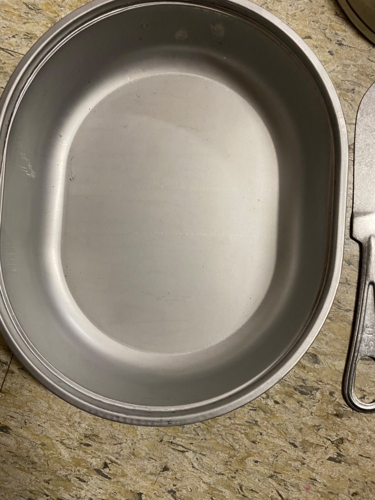 US MILITARY MESS KIT SET and SILVERWARE