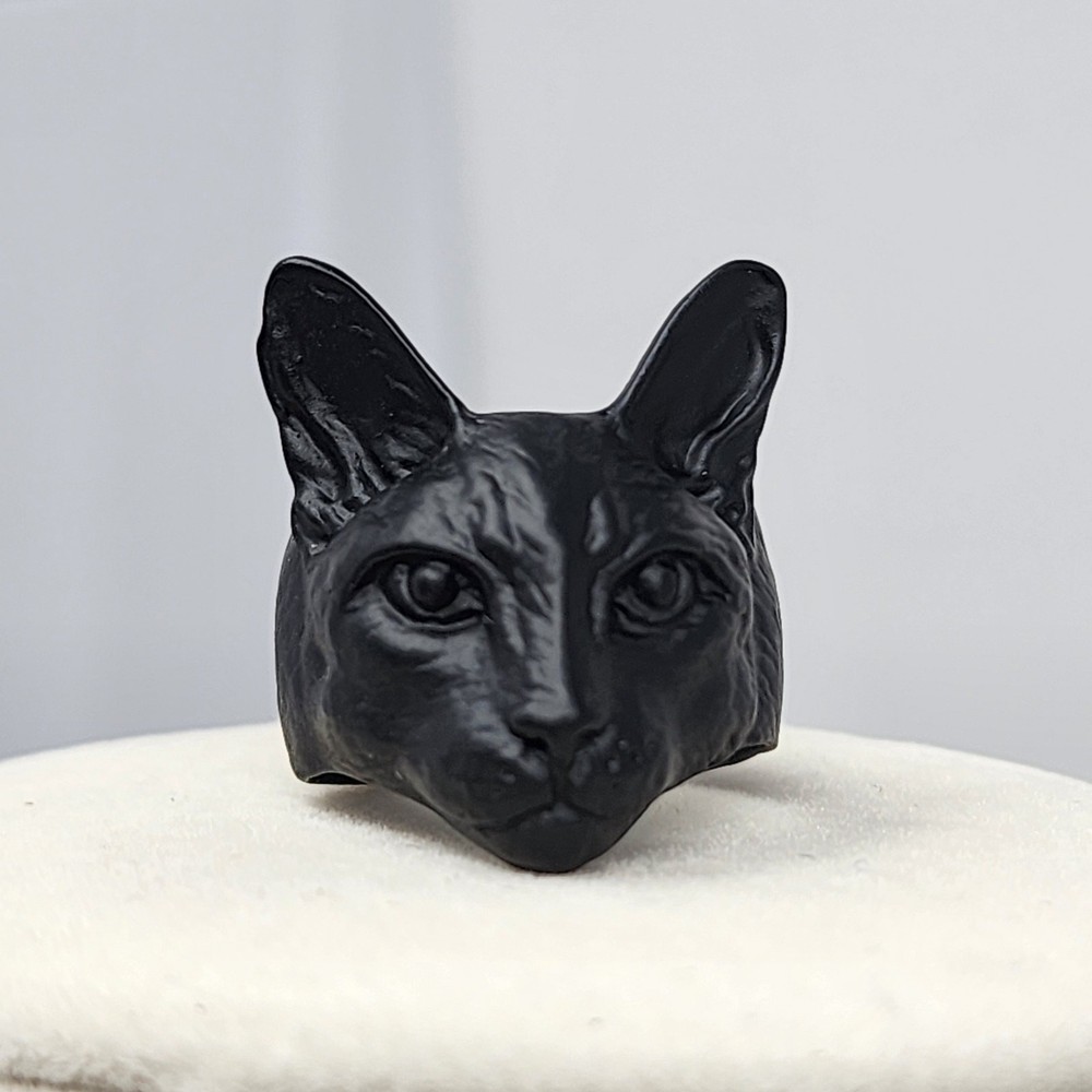 Salem Black Metal Kitty Cat Ring