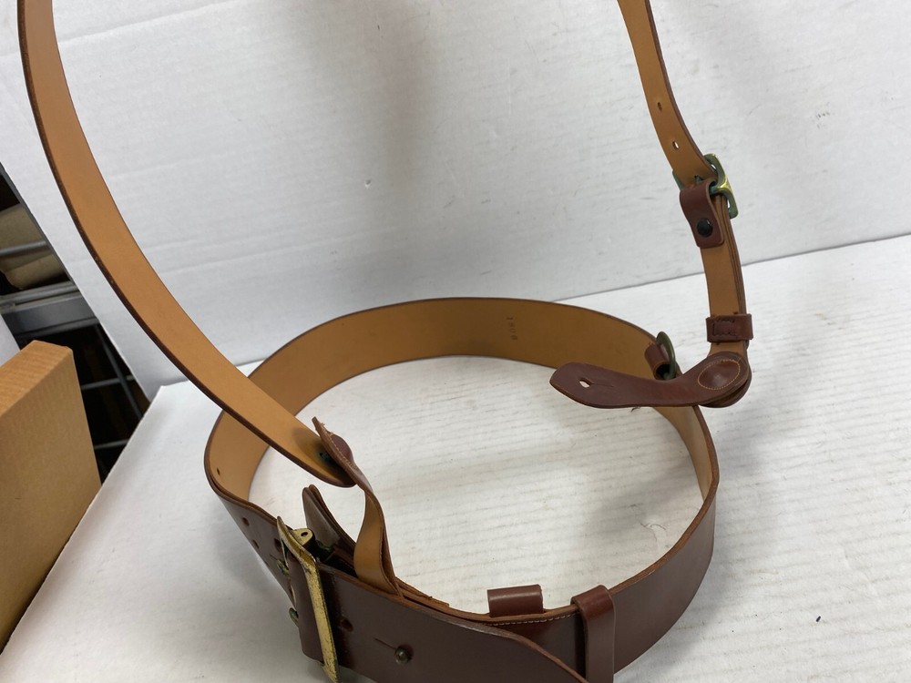 Post WW2 Leather Garrison Belt, 36W NOS