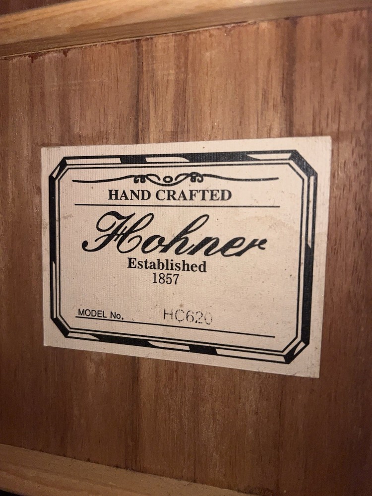 Hohner HC620 Classical Guitar Solid Top 2-Way Truss Rod
