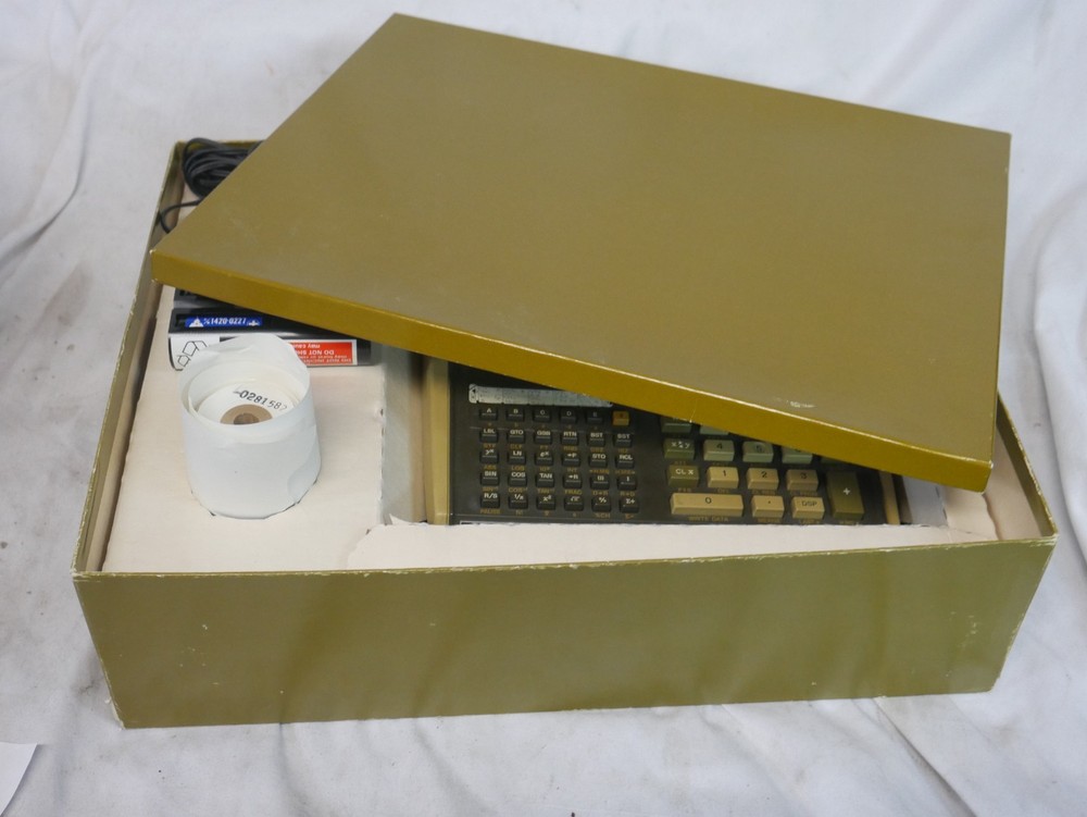 1978 Hewlett Packard HP 97 Programmable Calculator Complete with Manuals + Box!