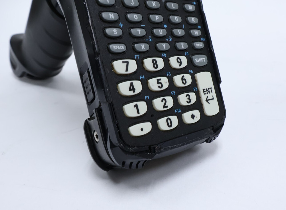 ZEBRA MC930B-GSEDG4NA Android Barcode Scanner Handheld Computer w/ Battery