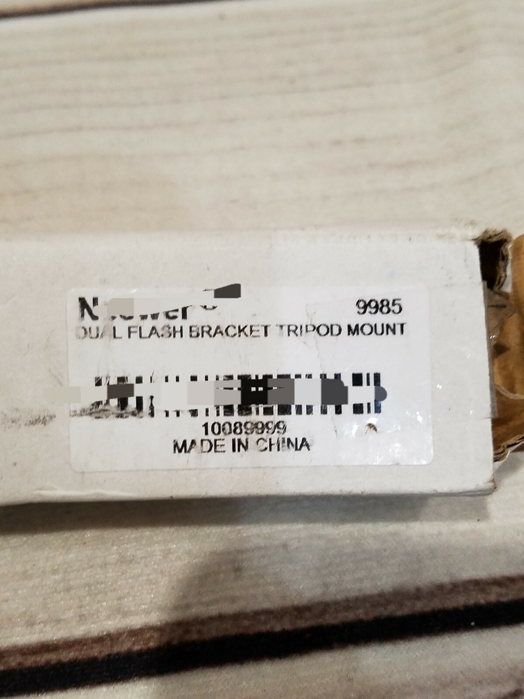 DUAL CAMERA FLASH MOUNTING BRACKET FITS 9985 READ