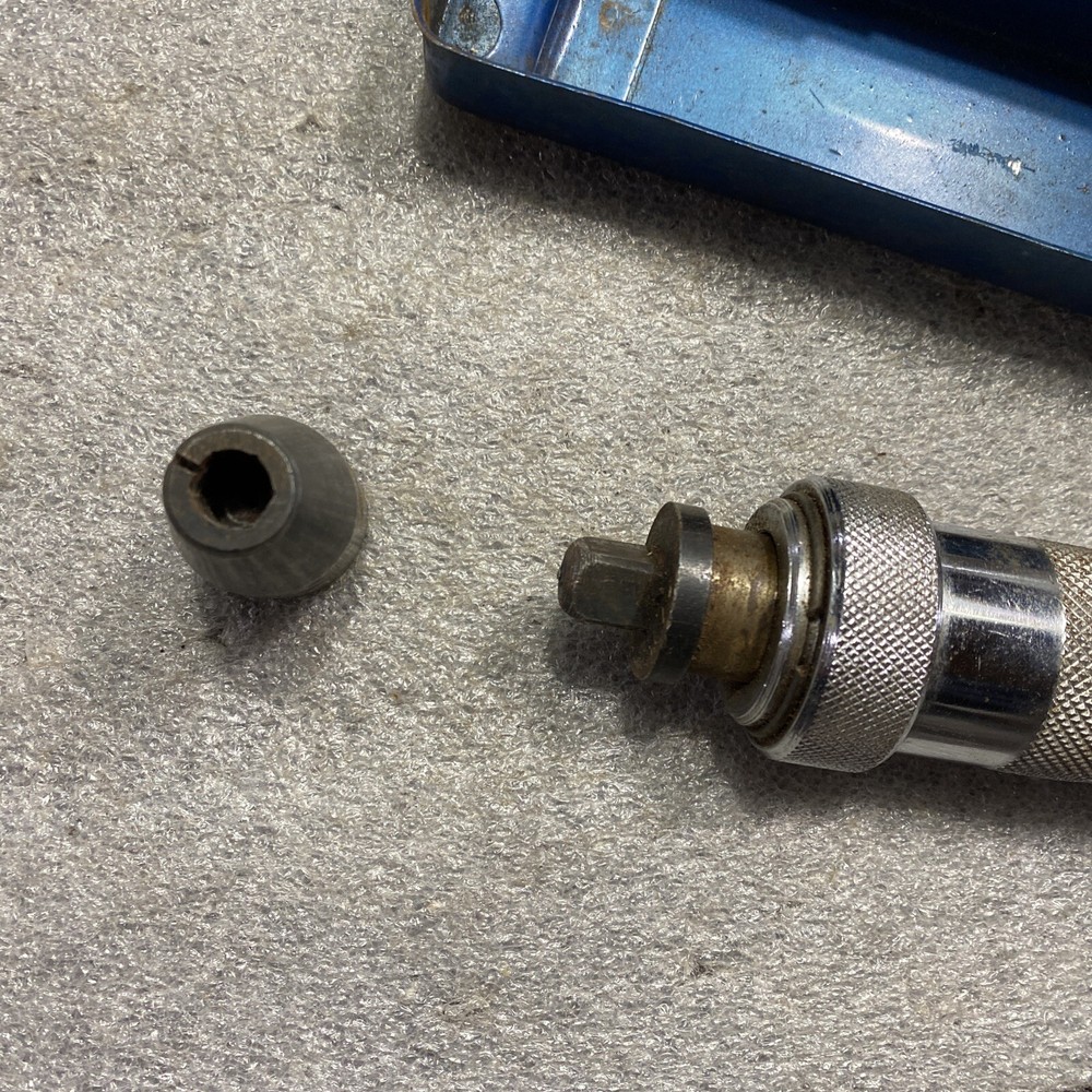 Vessel Impact Driver Tool, Original Case