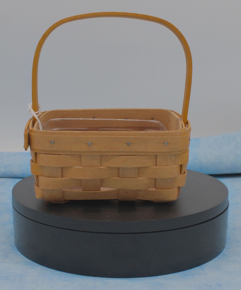 Longaberger 2002 Basket – 5.5"x5.5"x6" Fixed Handle with Protector