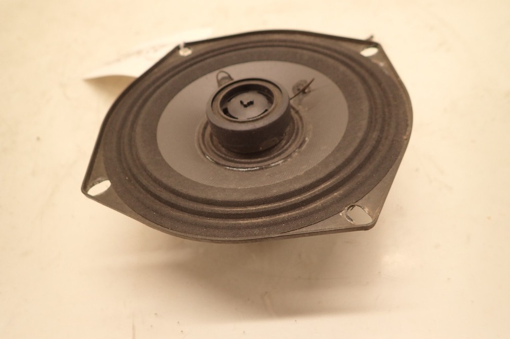 08 09 10 Victory Vision left front speaker oem