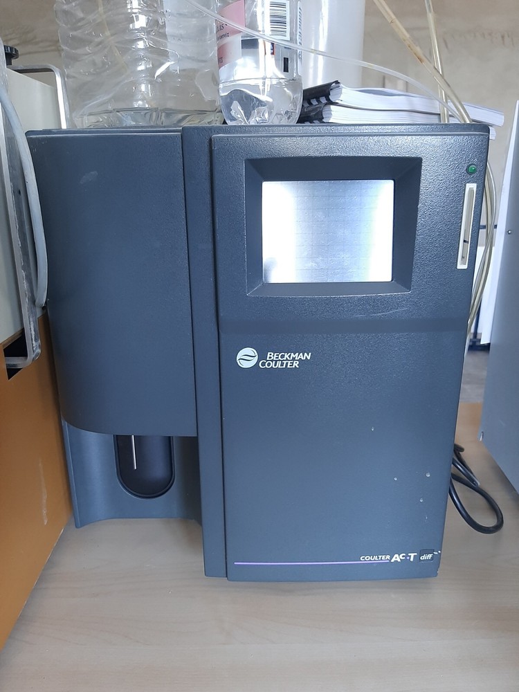 Beckman Coulter ACT Diff Hematology Analyzer