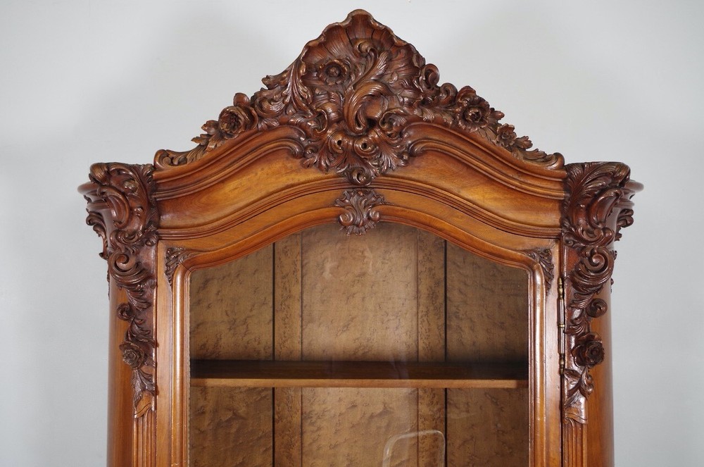 Louis XV Rocaille 1900 Style Bookcase