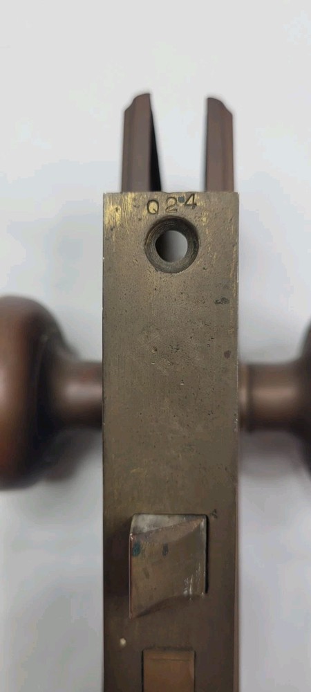 Antique Bronze Door Knobs Plates Locking Hardware Set