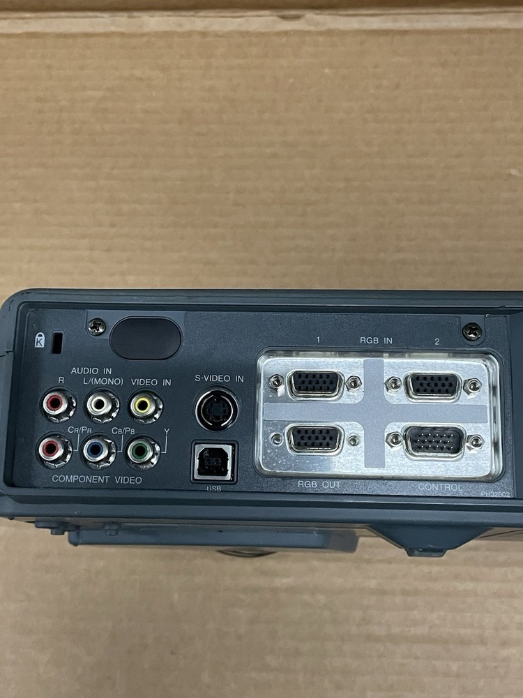 3M MP7650 Projector (Untested) No Cords