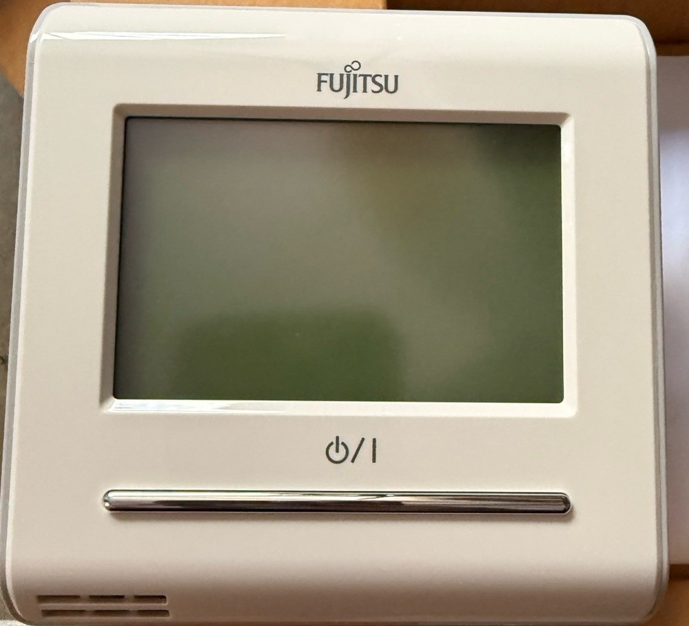 Fujitsu UTY-RNRUZ2 Controller