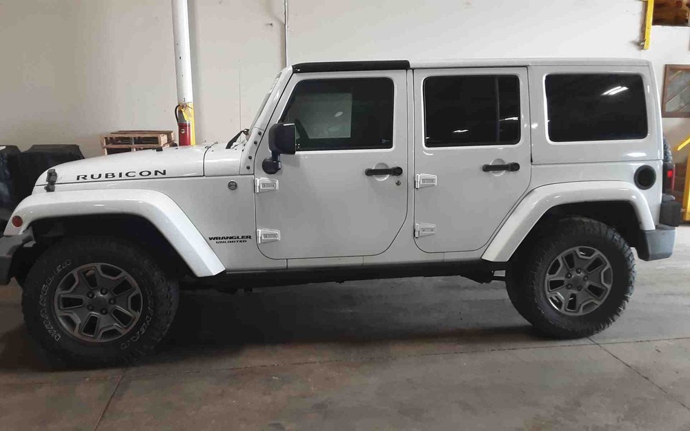 Used Windshield Frame fits: 2015 Jeep Wrangler Grade A