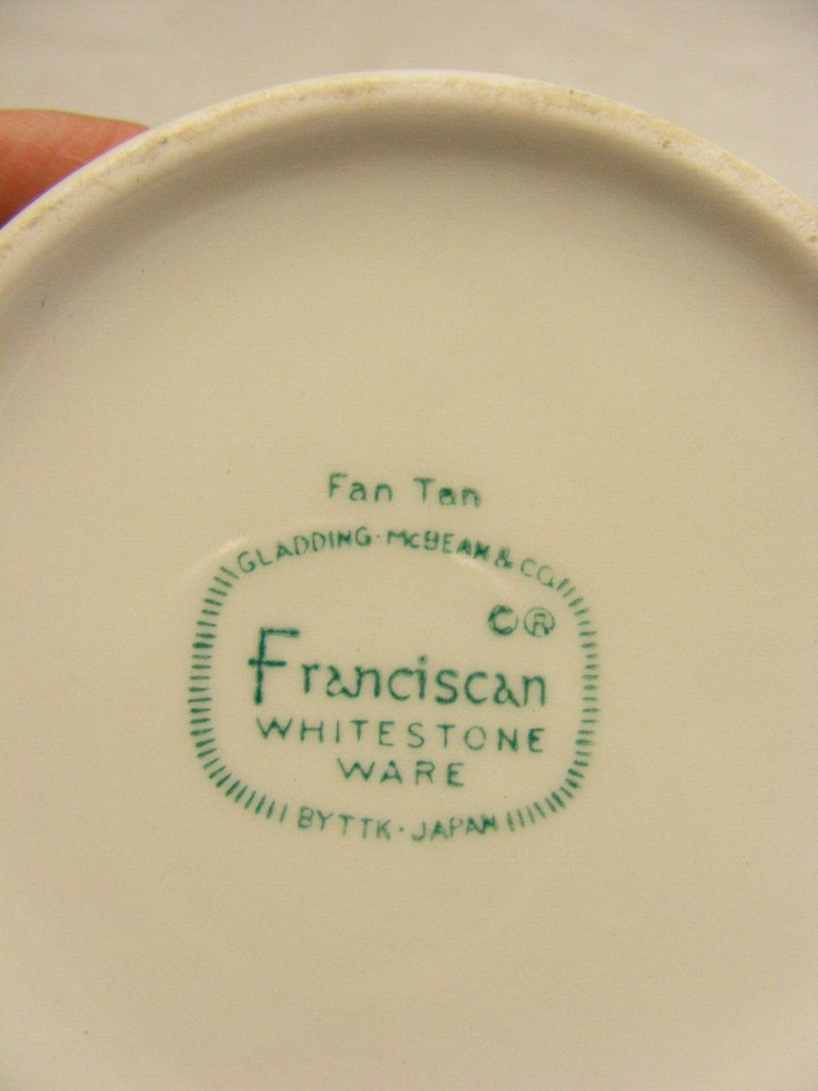 Vintage Pottery Franciscan White Stone Ware Fan Tan Pitcher 3-e
