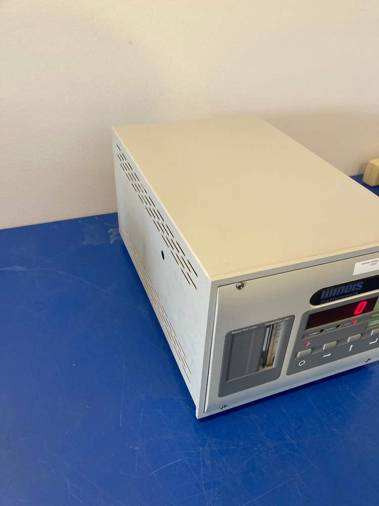 15207 Illinois Instrument EC910 oxygen analyzer