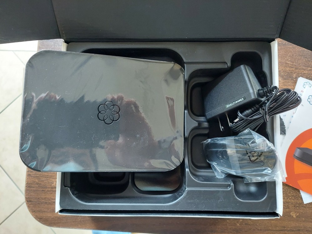 Ooma Office VOIP System Base Station ONLY, No Ooma Linx