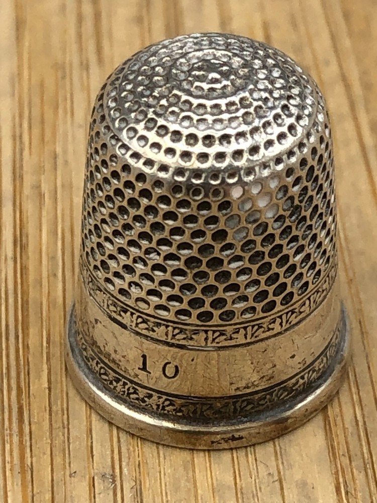 Vintage Sterling Silver Thimble, size 10,  pretty