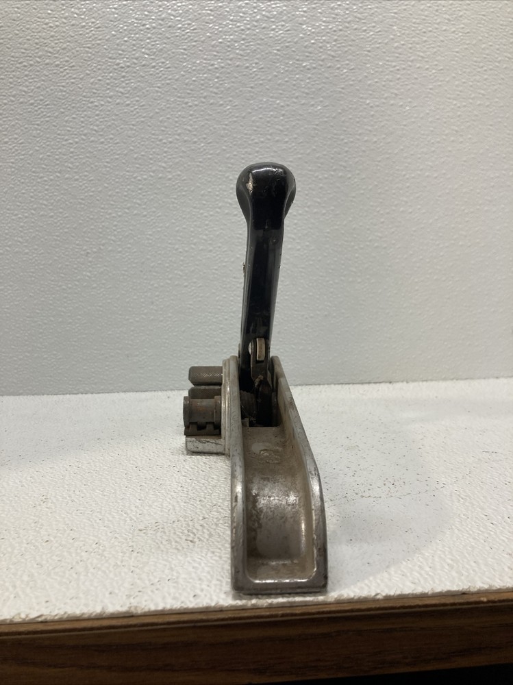 Industrial Poly Strapping Tensioner, Black And Silver Base
