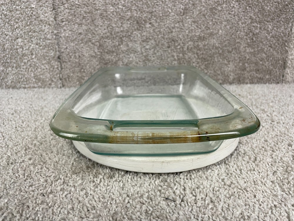 Pyrex C-232 Easy Grab Clear Glass Rectangular Baking Dish 2 Quart 1.9 Liters