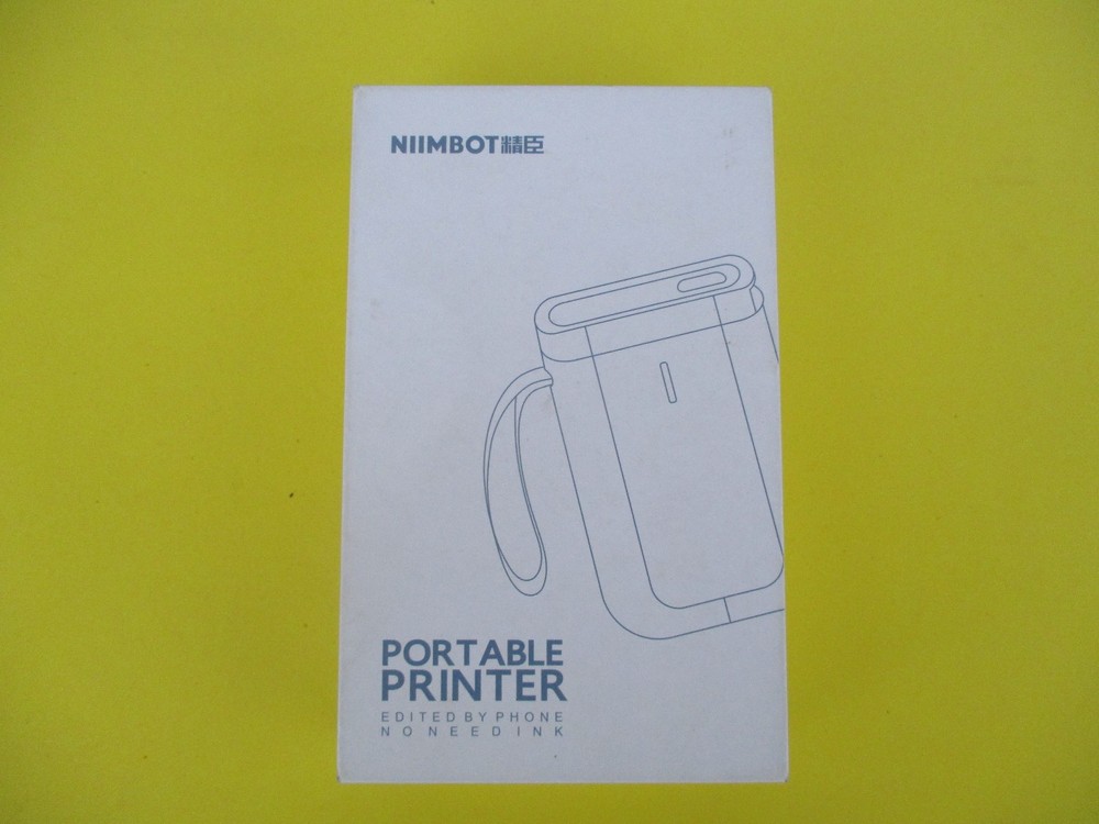 NIIMBOT D11 Bluetooth Portable Classic White Thermal Printer Label Maker