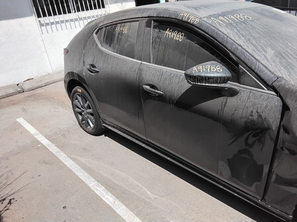 MAZDA 3 2024 Sun Visor 127626