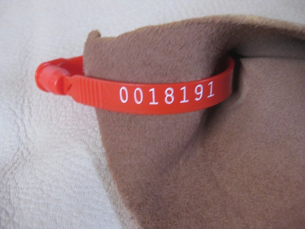 Top Grain Deer Leather #0018191 Row 154